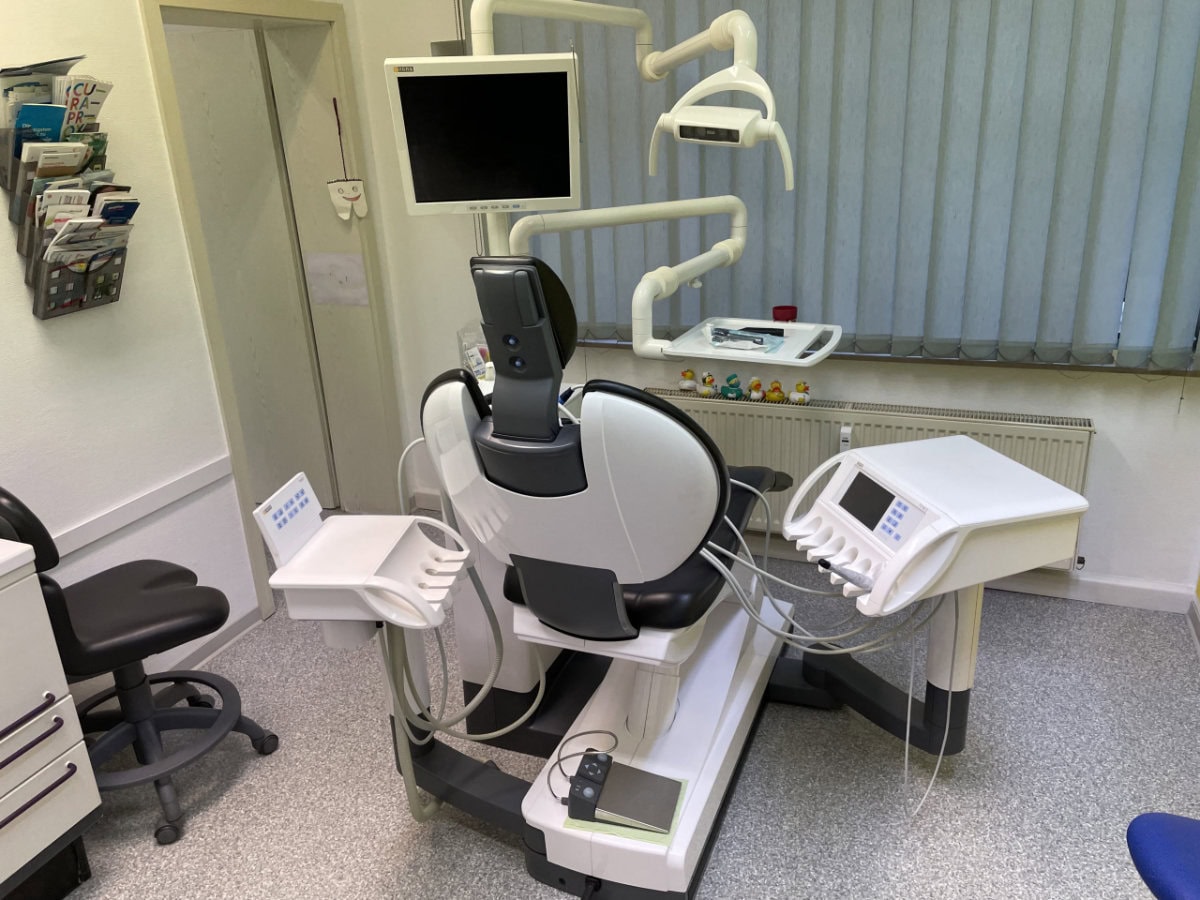 Zahnarztpraxis zu verkaufen 2665 Leipzig – praxisangebote.dental – Zahnmedizinische Praxisbörse (2) Zahnarztpraxis zu verkaufen 2665 Leipzig - praxisangebote.dental - Zahnmedizinische Praxisbörse