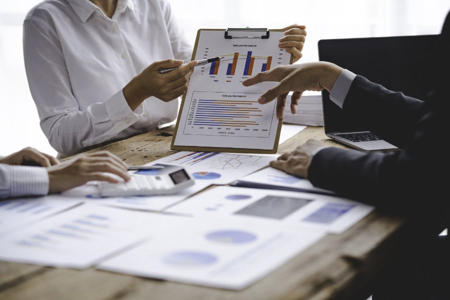 Ihr Partner für die Bewertung und den Verkauf Ihrer Zahnarztpraxis - wir unterstützen Sie im gesamten Prozess - Praxisangebote dental - SECONdent GmbH