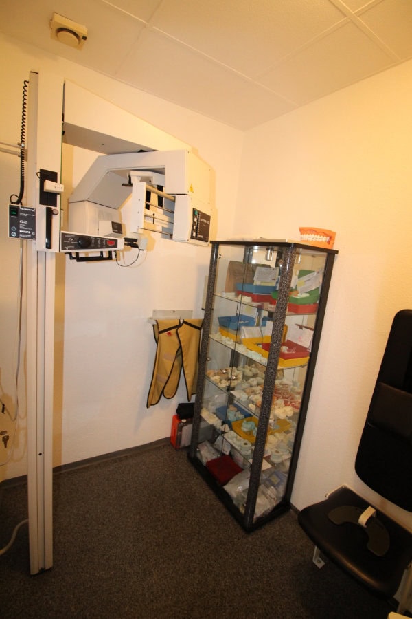 Zahnarztpraxis zu verkaufen 2495 Leipzig – praxisangebote.dental – Zahnmedizinische Praxisbörse (5) Zahnarztpraxis zu verkaufen 2495 Leipzig - praxisangebote.dental - Zahnmedizinische Praxisbörse