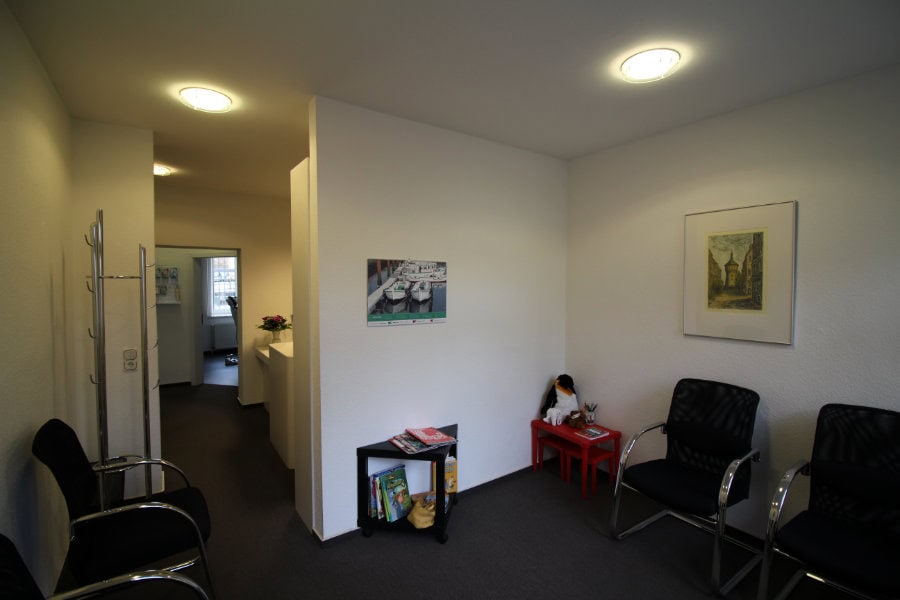 Zahnarztpraxis zu verkaufen 2495 Leipzig – praxisangebote.dental – Zahnmedizinische Praxisbörse (9) Zahnarztpraxis zu verkaufen 2495 Leipzig - praxisangebote.dental - Zahnmedizinische Praxisbörse